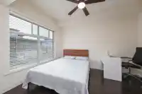 211 13468 KING GEORGE BOULEVARD - thumbnail 9