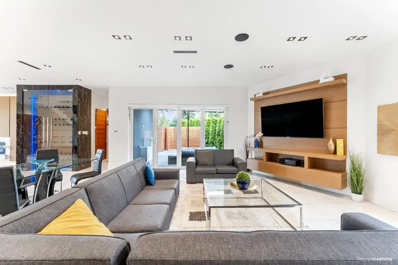 10078 MARY DRIVE - photo 4 of 40