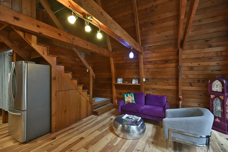 5569 SANS SOUCI ROAD - photo 2 of 25