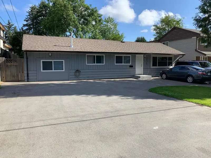 12549 94A AVENUE - photo 1 of 2