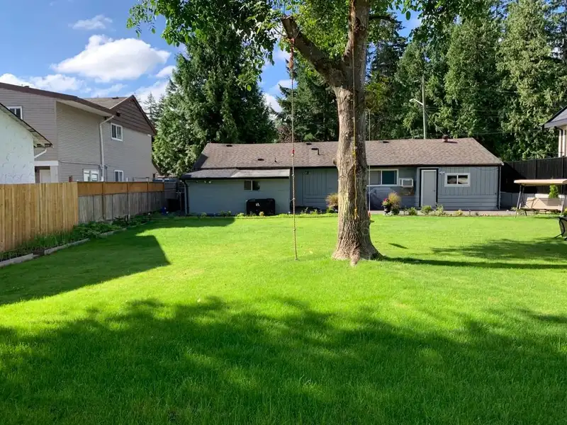 12549 94A AVENUE - photo 2 of 2