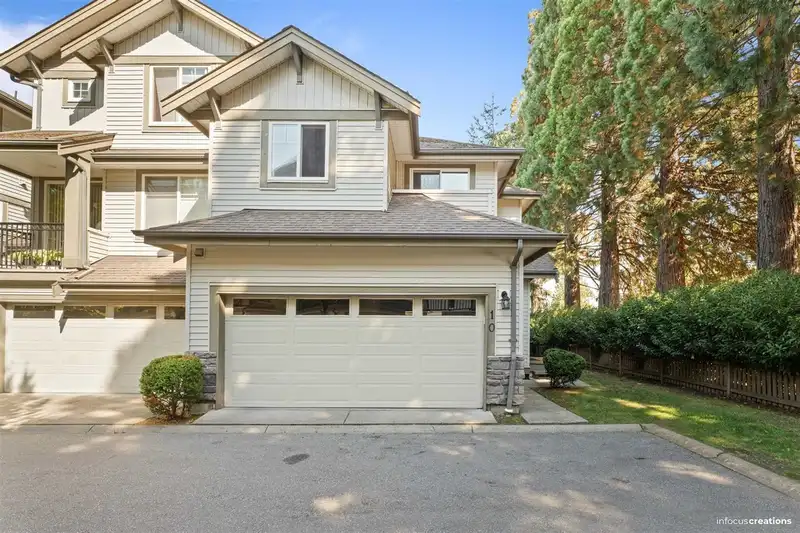 10 14453 72 AVENUE - photo 1 of 38