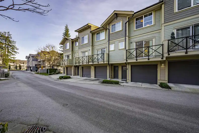 80 5957 152 STREET STREET - photo 4 of 40