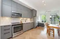 202 14968 101A AVENUE - thumbnail 1