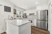 15501 89A AVENUE - thumbnail 15