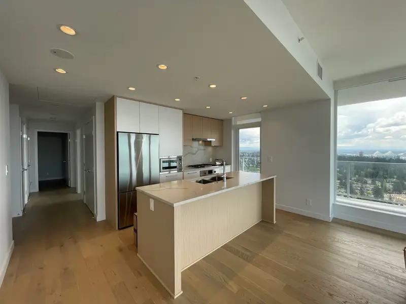 4064 567 CLARKE ROAD - photo 2 of 25