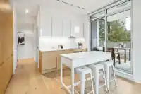315 13438 CENTRAL AVENUE - thumbnail 2