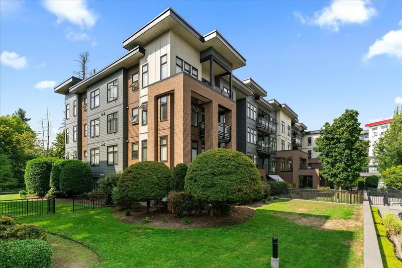 111 20058 FRASER HIGHWAY - photo 1 of 25