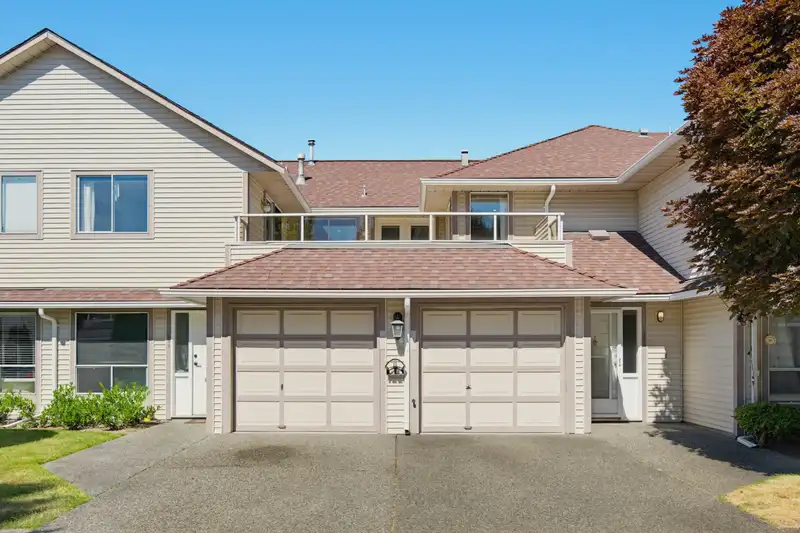 209 13725 72A AVENUE - photo 1 of 40