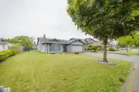 14586 89 AVENUE - thumbnail 3
