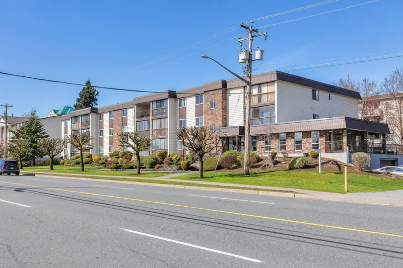 107 32119 OLD YALE ROAD - photo 1 of 25