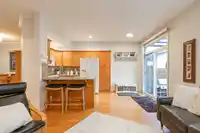 7014 179A STREET - thumbnail 10