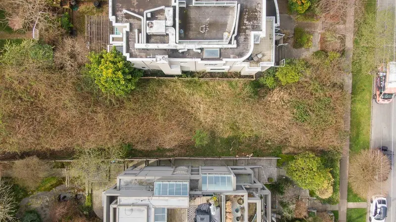 4418 W 2ND AVENUE - photo 2 of 6