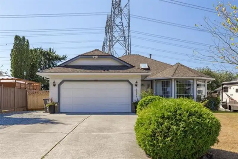 18172 CLAYTONWOOD CRESCENT - photo 1 of 1