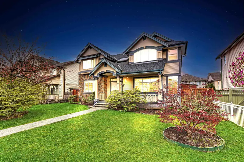 1077 RIVERSIDE DRIVE - photo 1 of 25