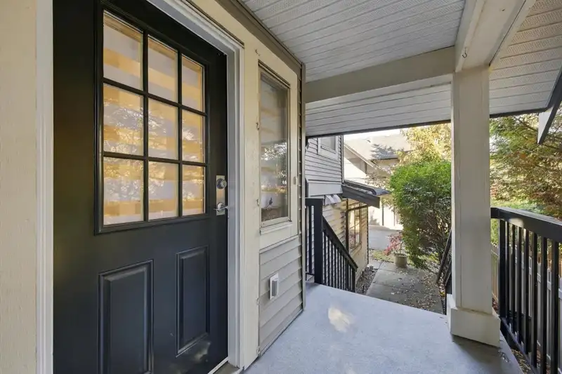 10 15152 62A AVENUE - photo 4 of 40