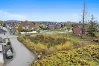 6702 191A STREET - thumbnail 9