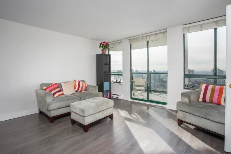 1104 121 TENTH STREET - photo 3 of 25