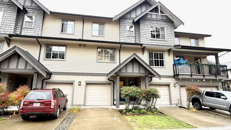 98 9525 204 STREET - photo 2 of 25