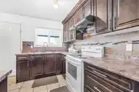 9546 126 STREET - thumbnail 7