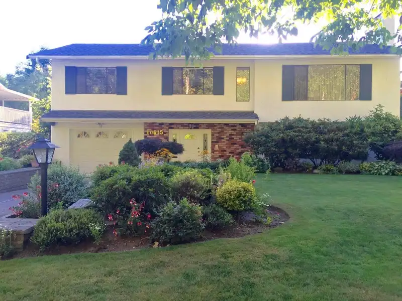 10615 142A STREET - photo 2 of 23