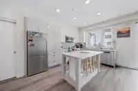 220 10838 WHALLEY BOULEVARD - thumbnail 11