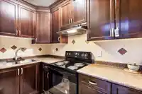 7760 145A STREET - thumbnail 16