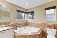 7760 145A STREET - thumbnail 28