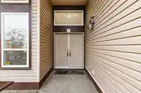 7760 145A STREET - thumbnail 4