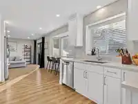 6323 171A STREET - thumbnail 5