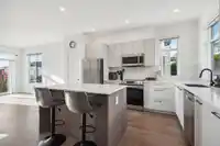 59 15255 SITKA DRIVE - thumbnail 1