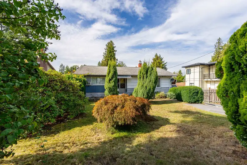 10725 127A STREET - photo 1 of 40