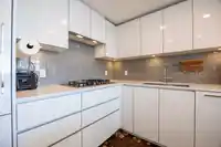 1602 10428 WHALLEY BOULEVARD - thumbnail 14