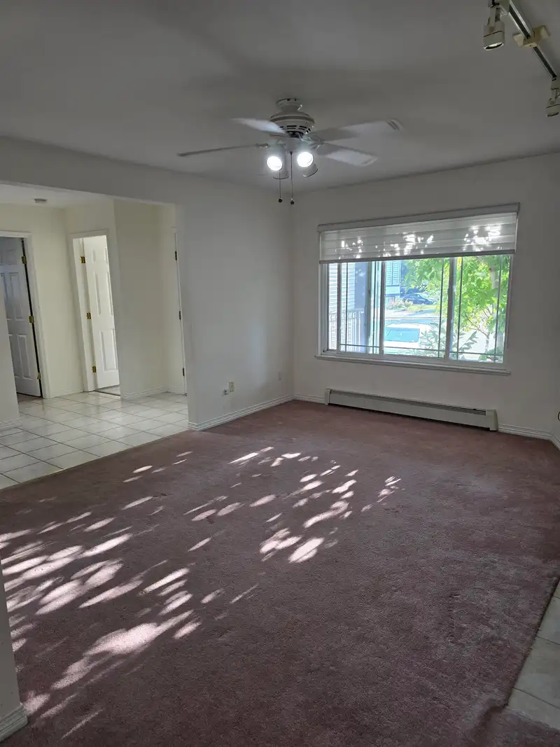 12773 67 AVENUE - photo 3 of 29