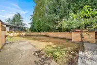 6324 130B STREET - thumbnail 13