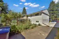 11059 146A STREET - thumbnail 28
