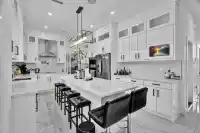 6342 150A STREET - thumbnail 11
