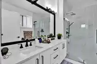 6342 150A STREET - thumbnail 24