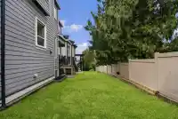 6342 150A STREET - thumbnail 36