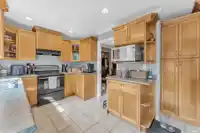 8333 167A STREET - thumbnail 2