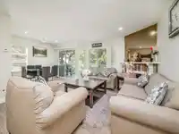 18 8250 121A STREET - thumbnail 3