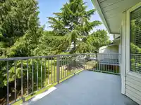 18 8250 121A STREET - thumbnail 7