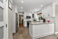 5860 188 STREET - thumbnail 16
