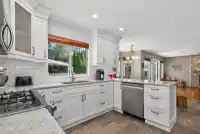5860 188 STREET - thumbnail 3
