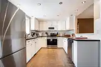 7518 149A STREET - thumbnail 10