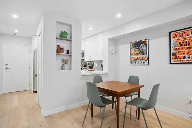 101 1099 E BROADWAY STREET - photo 3 of 20