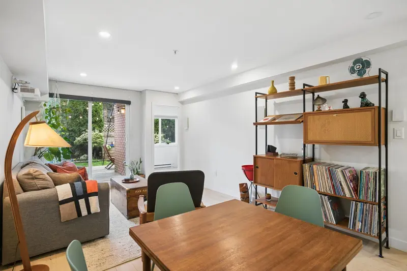 101 1099 E BROADWAY STREET - photo 4 of 20