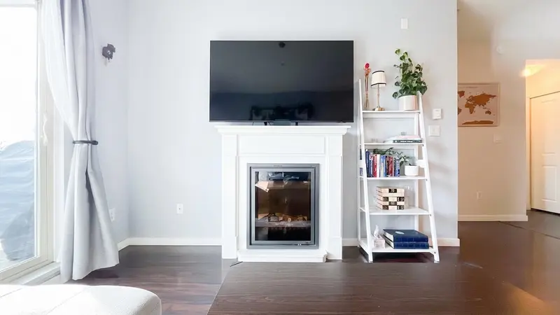 308 22290 NORTH AVENUE - photo 3 of 20