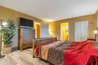 5964 191A STREET - thumbnail 15