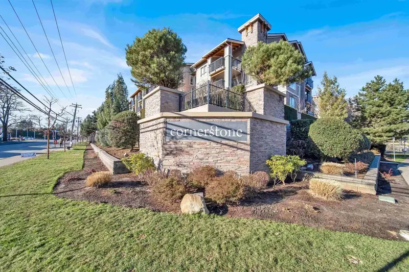 324 21009 56 AVENUE - photo 2 of 25